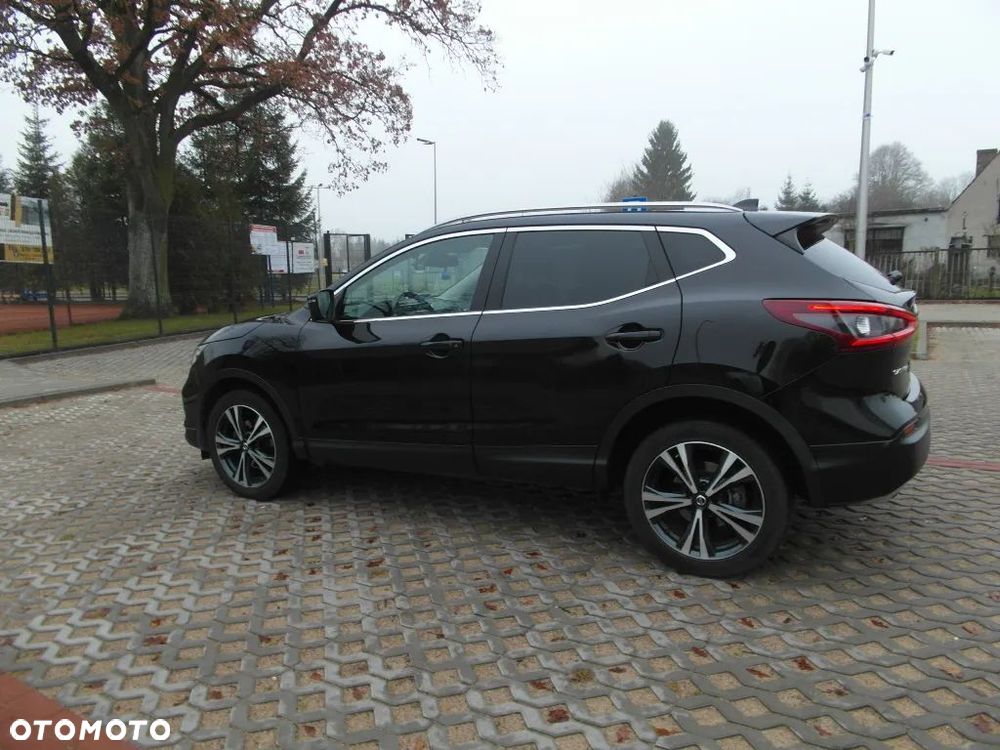 Nissan Qashqai 1.3 DIG-T N-Connecta DCT - 1