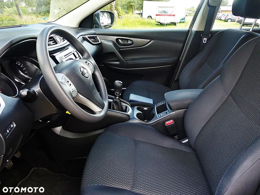 Nissan Qashqai 1.2 DIG-T Acenta - 19