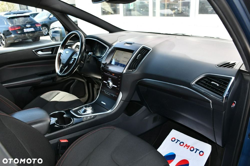 Ford S-Max - 29