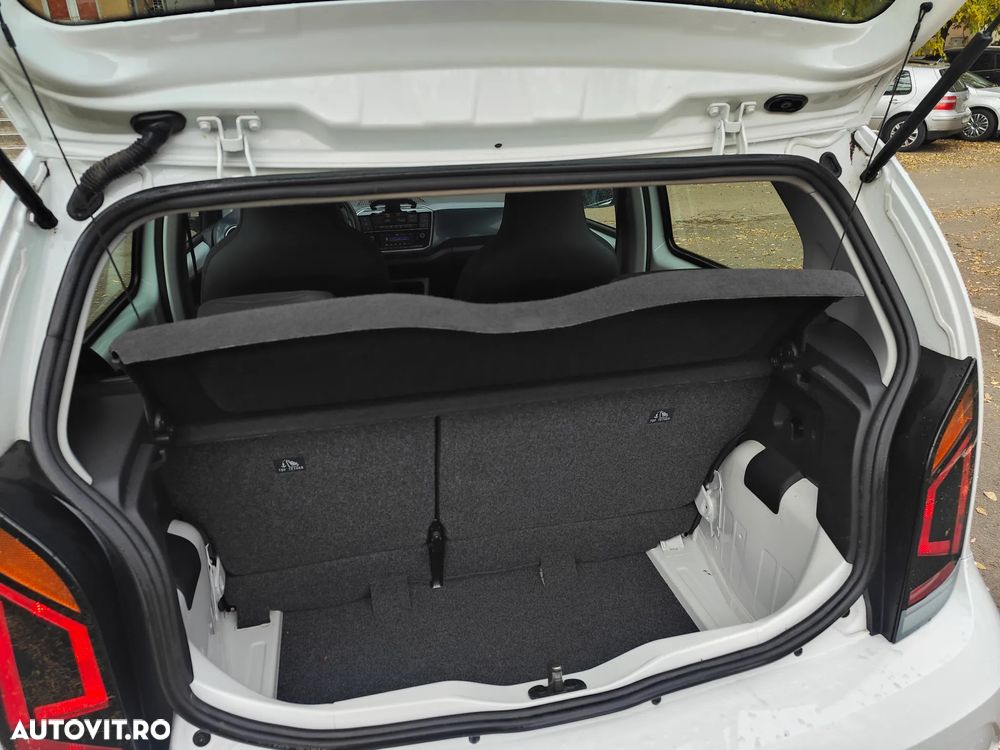 Volkswagen up! - 8