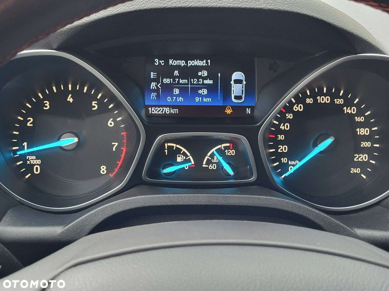 Ford Kuga - 26