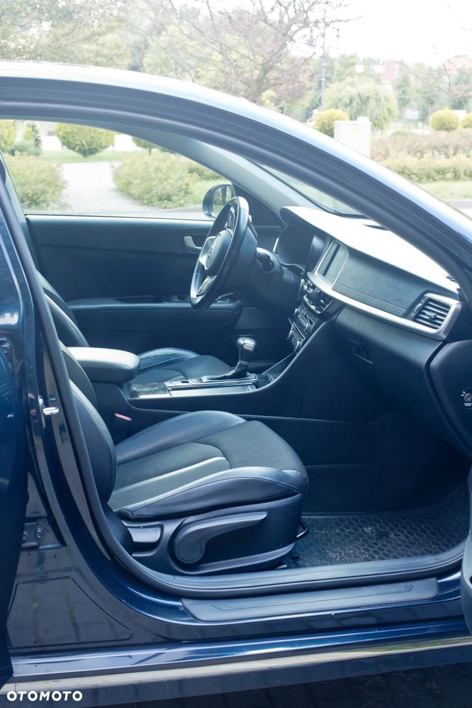 Kia Optima 1.6 T-GDI L DCT - 11