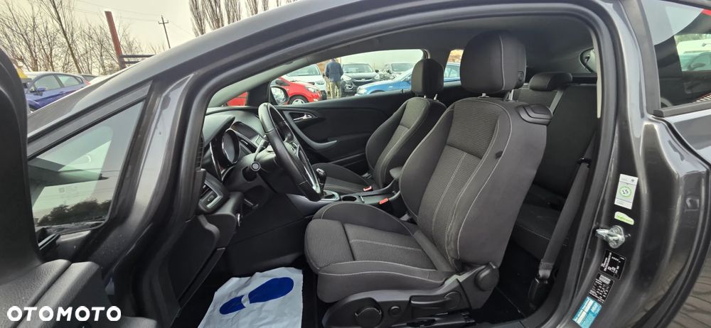 Opel Astra 1.6 Turbo Edition - 29