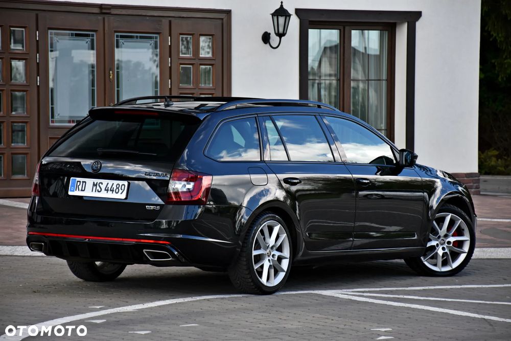 Skoda Octavia 2.0 TDI DSG RS - 21