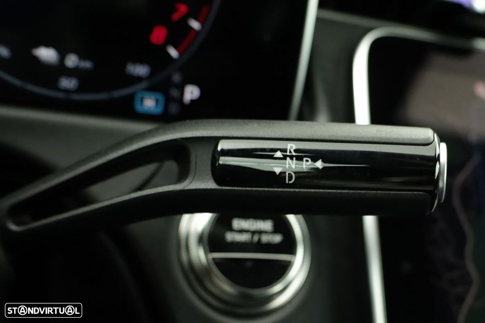 Mercedes-Benz E 300 Standard - 18