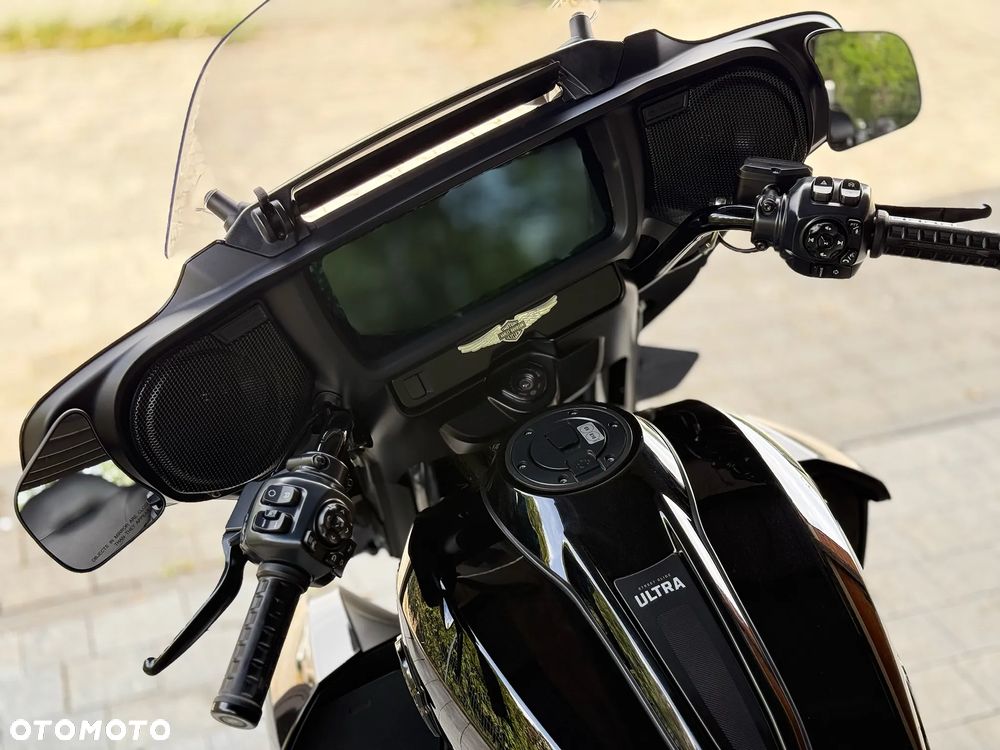Harley-Davidson Touring Street Glide - 5