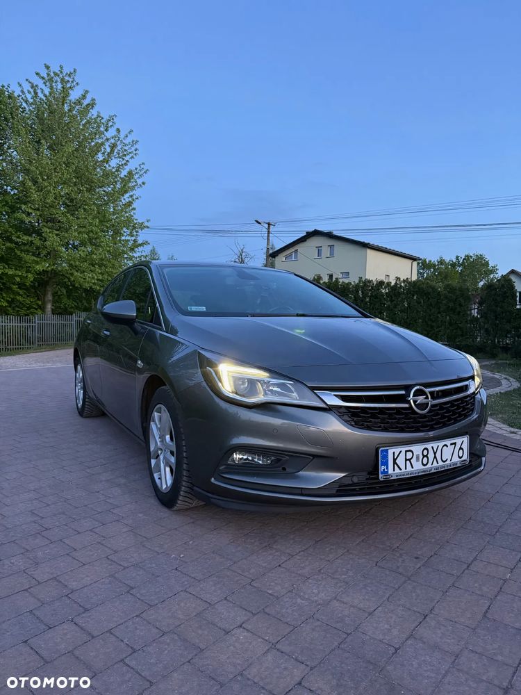 Opel Astra 1.4 T Dynamic S&S - 12