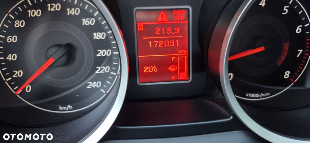 Mitsubishi Lancer 1.5 Inform - 12