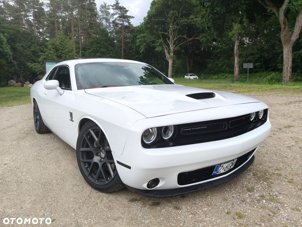 Dodge Challenger - 3