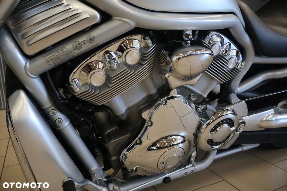 Harley-Davidson V-Rod Night Rod - 34