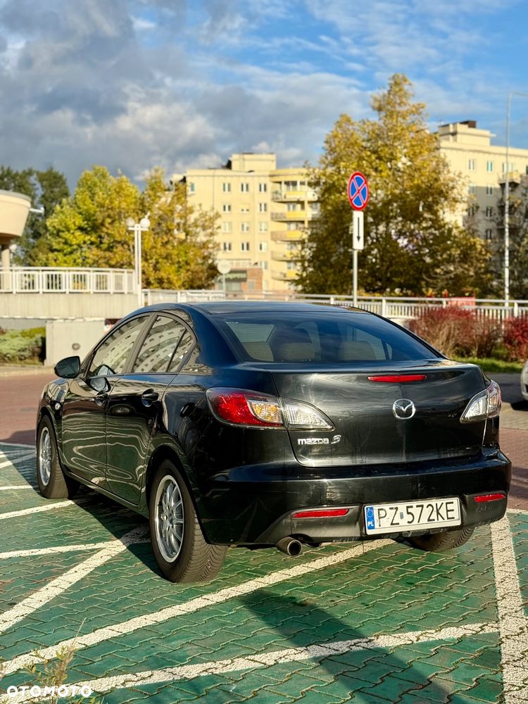 Mazda 3 2.0 Exclusive + - 7