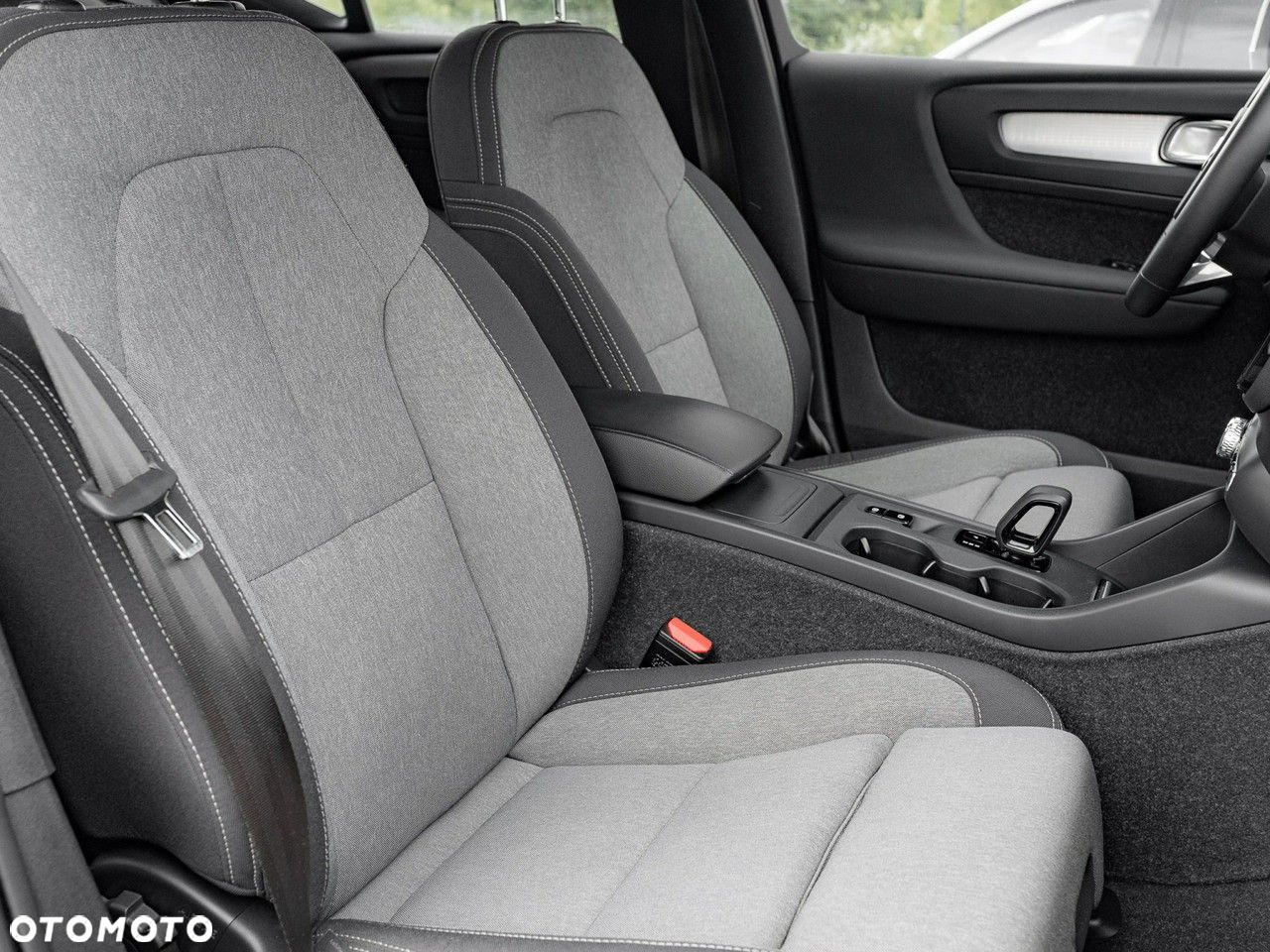 Volvo XC 40 T2 Core - 32