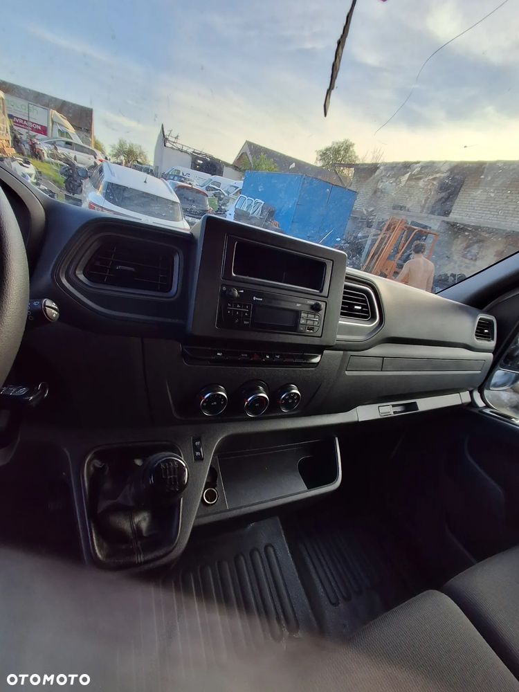 Renault Master - 9