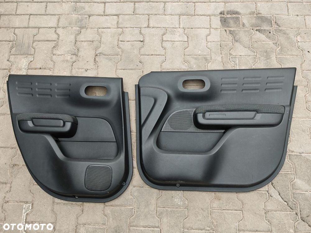 Boczki drzwi Citroen C3 Aircross - 1