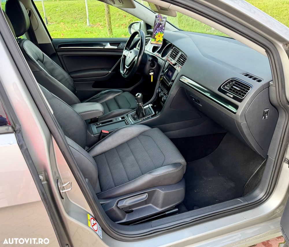 Volkswagen Golf 1.4 TSI BMT Highline - 8