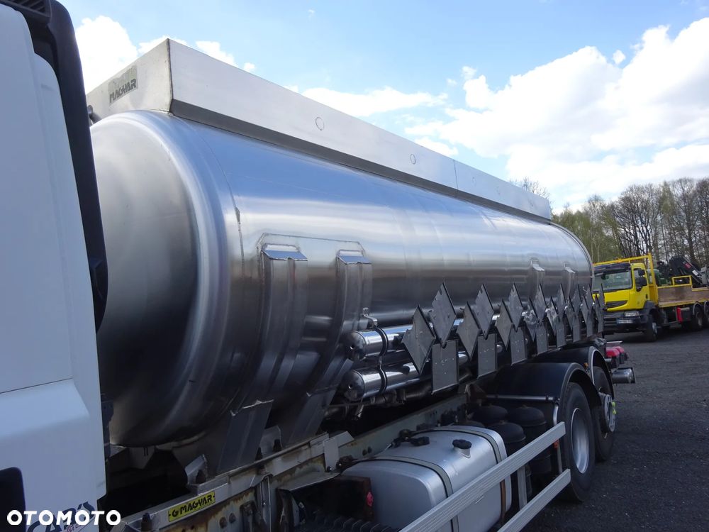 DAF CF 85.360 6x2 - 24