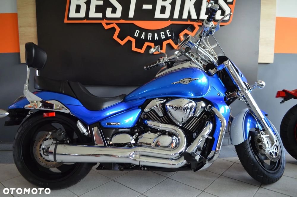 Suzuki Intruder - 2