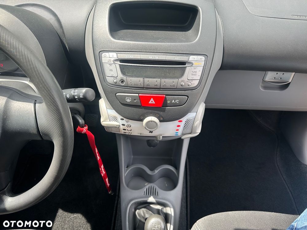 Toyota Aygo - 11