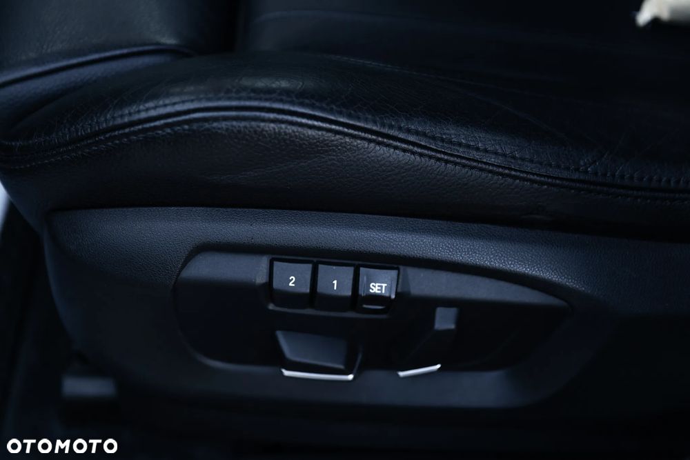 BMW X6 xDrive40d - 21