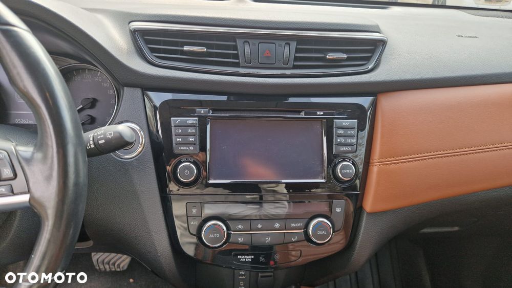 Nissan X-Trail 1.3 DIG-T Tekna 2WD DCT - 24