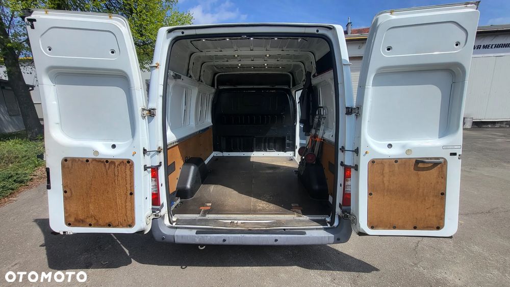 Ford Transit - 16