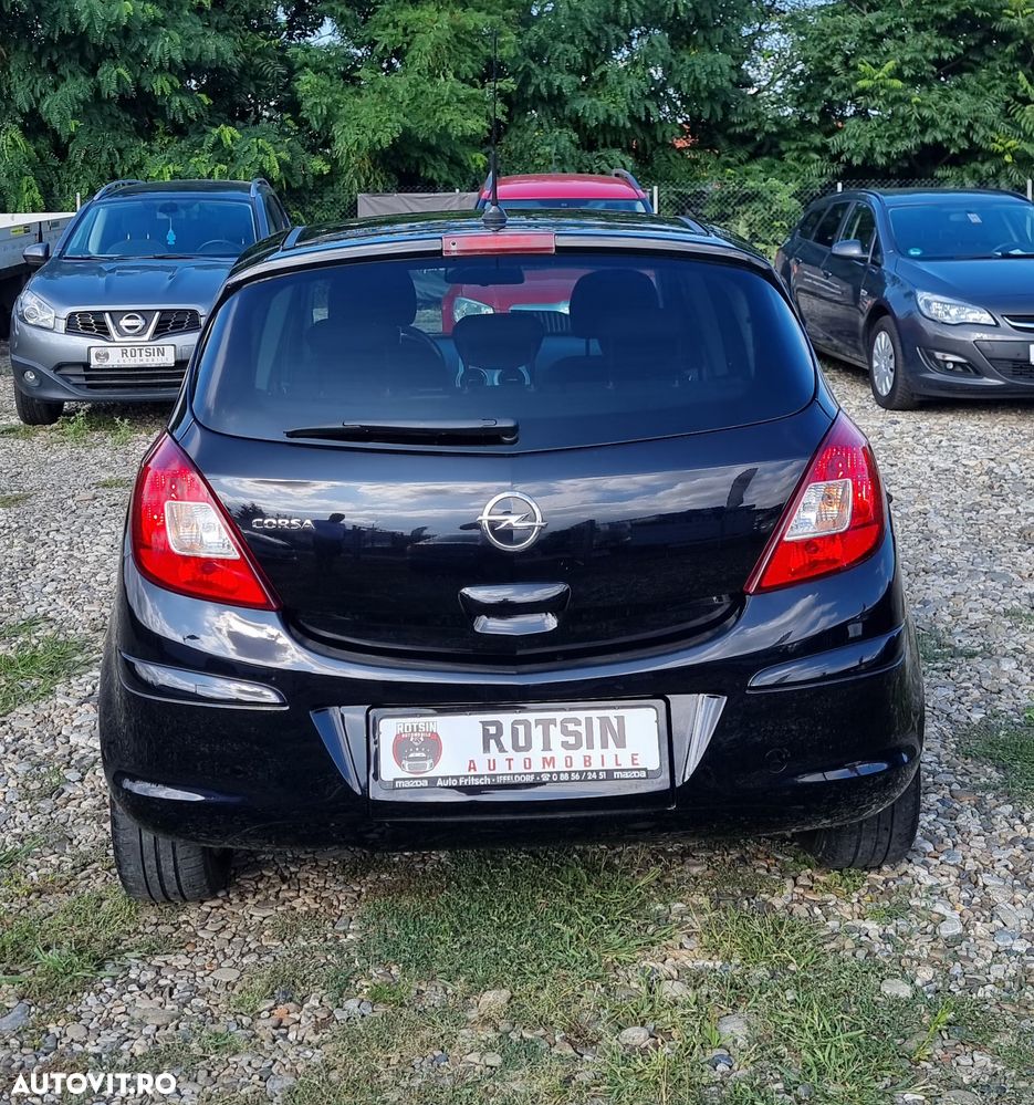 Opel Corsa 1.4 16V Innovation - 8