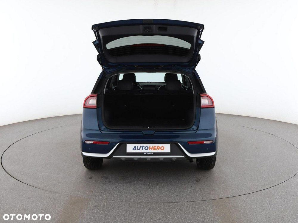 Kia Niro 1.6 GDI Hybrid L - 19