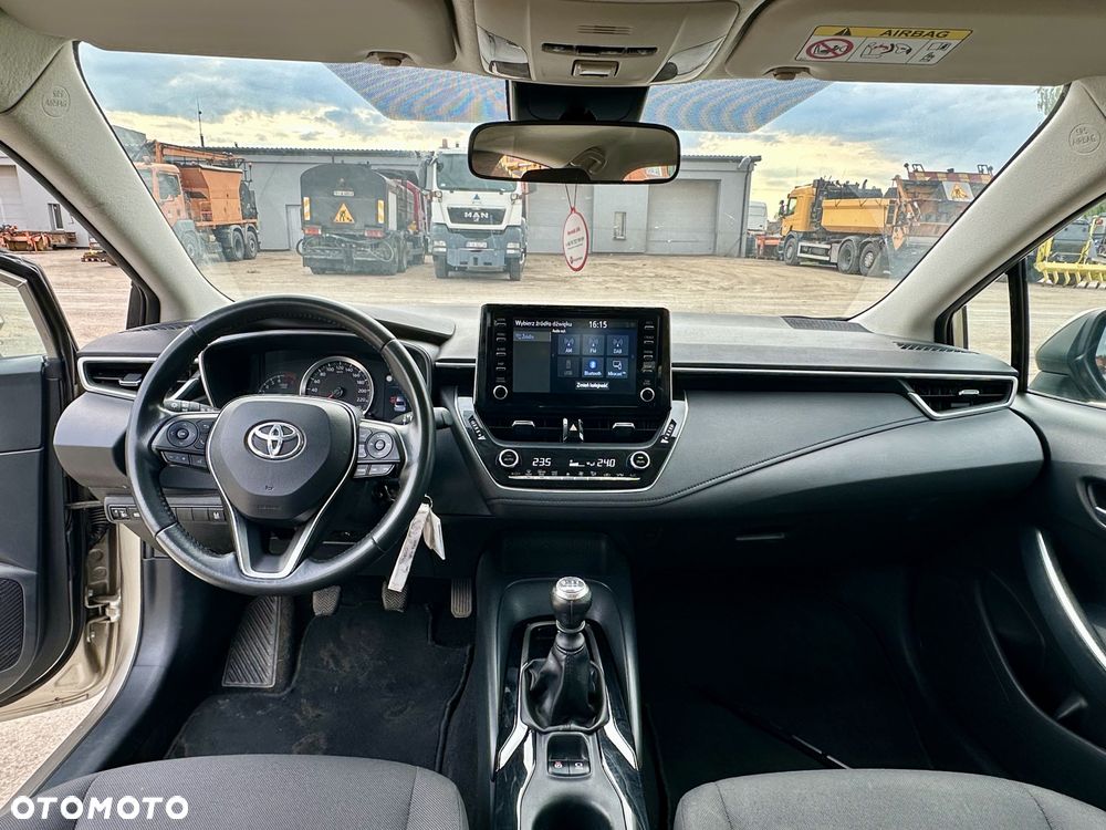 Toyota Corolla 1.5 Comfort - 12