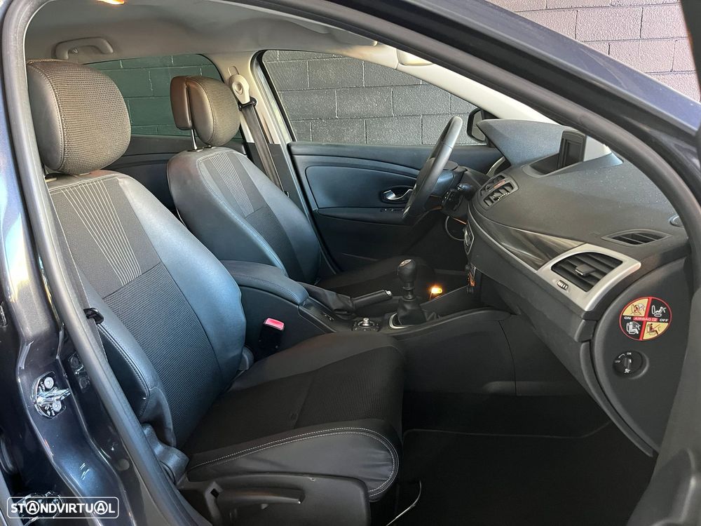 Renault Mégane Sport Tourer 1.5 dCi Dynamique S - 11