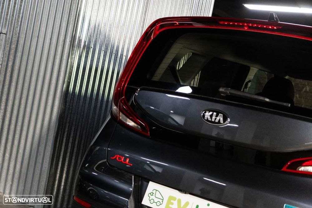 Kia e-Soul Vision - 12