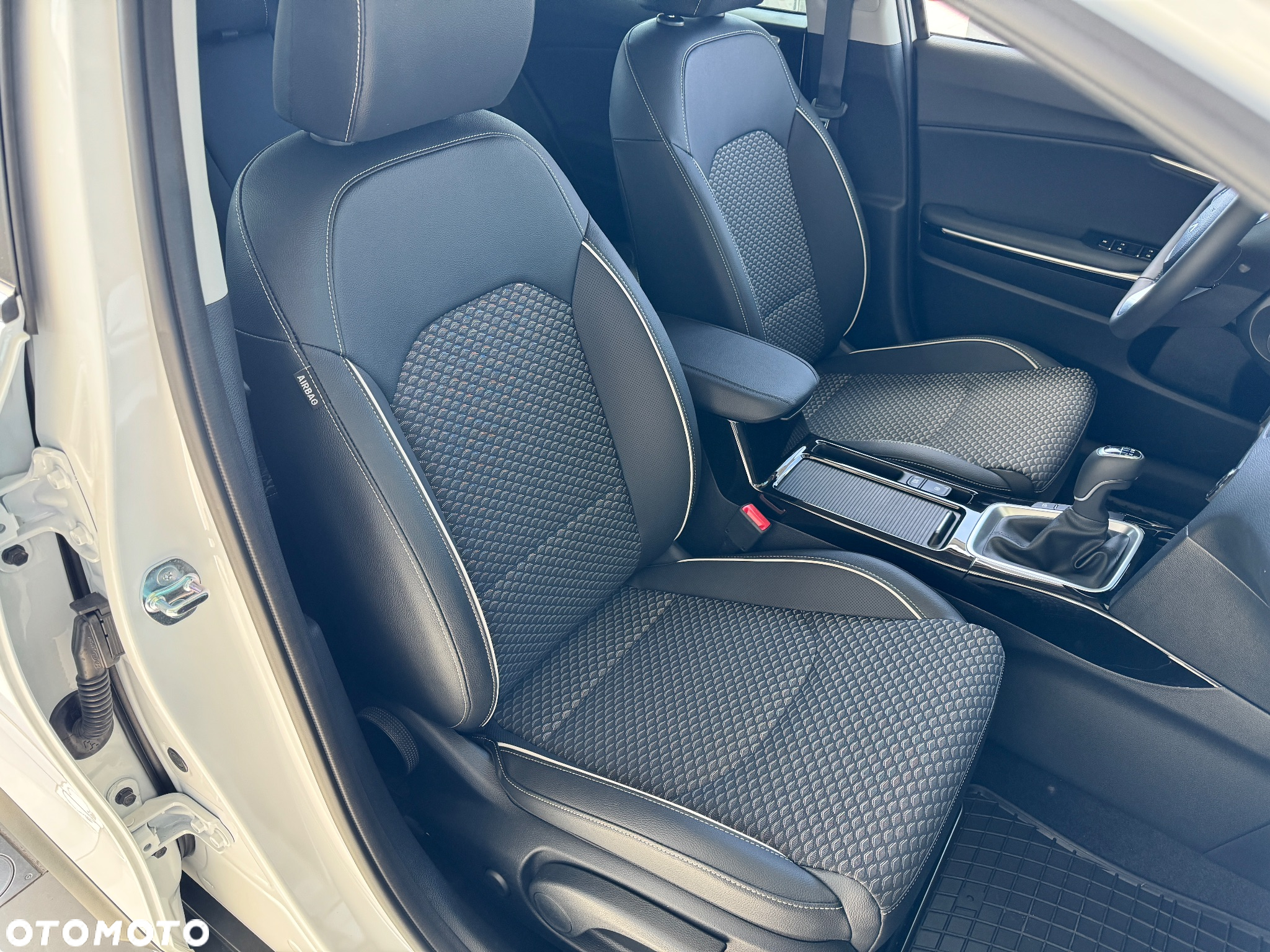 Kia XCeed 1.5 T-GDI L - 6