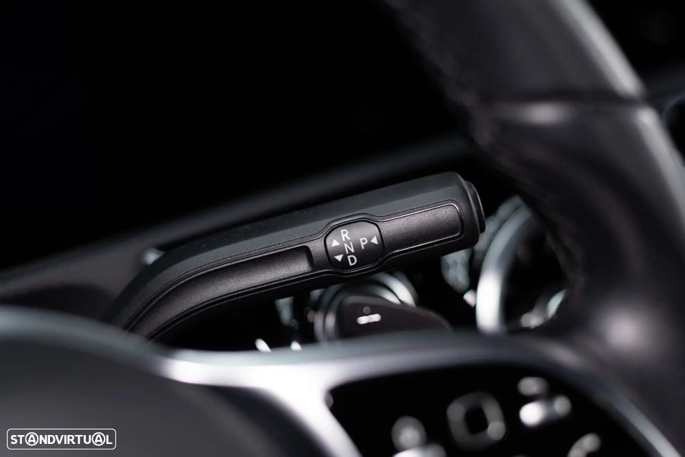 Mercedes-Benz A 180 Limousine d Progressive Aut. - 26