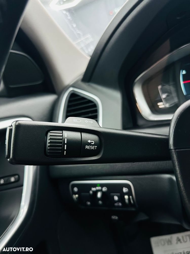 Volvo XC 60 D3 Geartronic Summum - 29