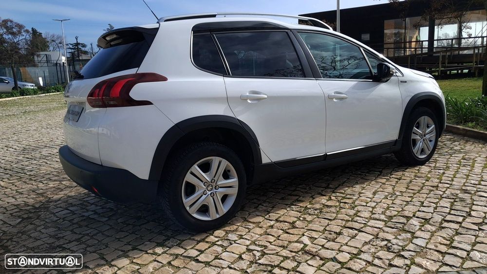 Peugeot 2008 1.5 BlueHDi Signature - 14