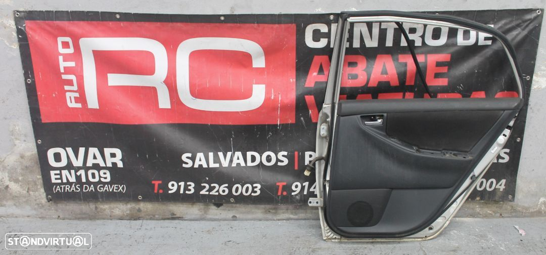 Porta de Trás do Lado Direito Toyota Corolla D4D - 2