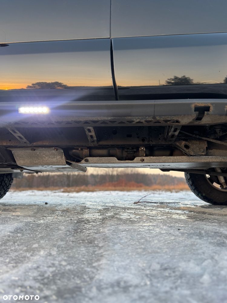 Toyota Land Cruiser - 13