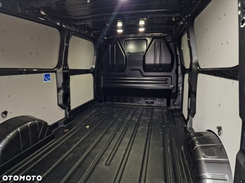 Ford Transit Custom - 13