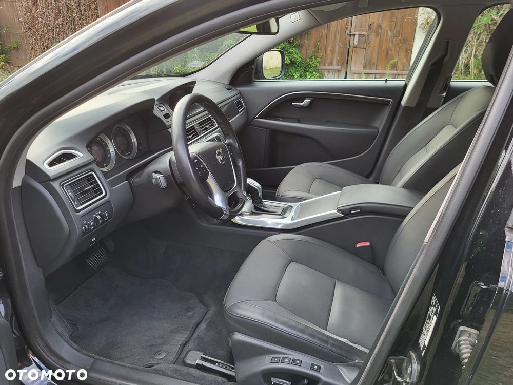 Volvo XC 70 3.2 AWD Kinetic - 11