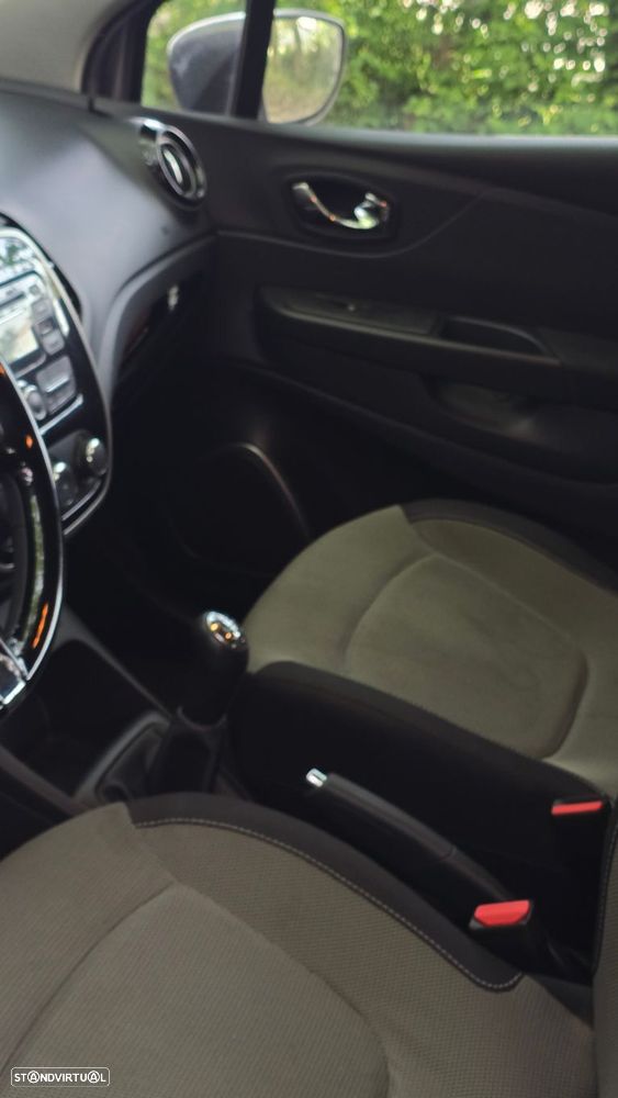 Renault Captur 1.5 dCi Exclusive - 10