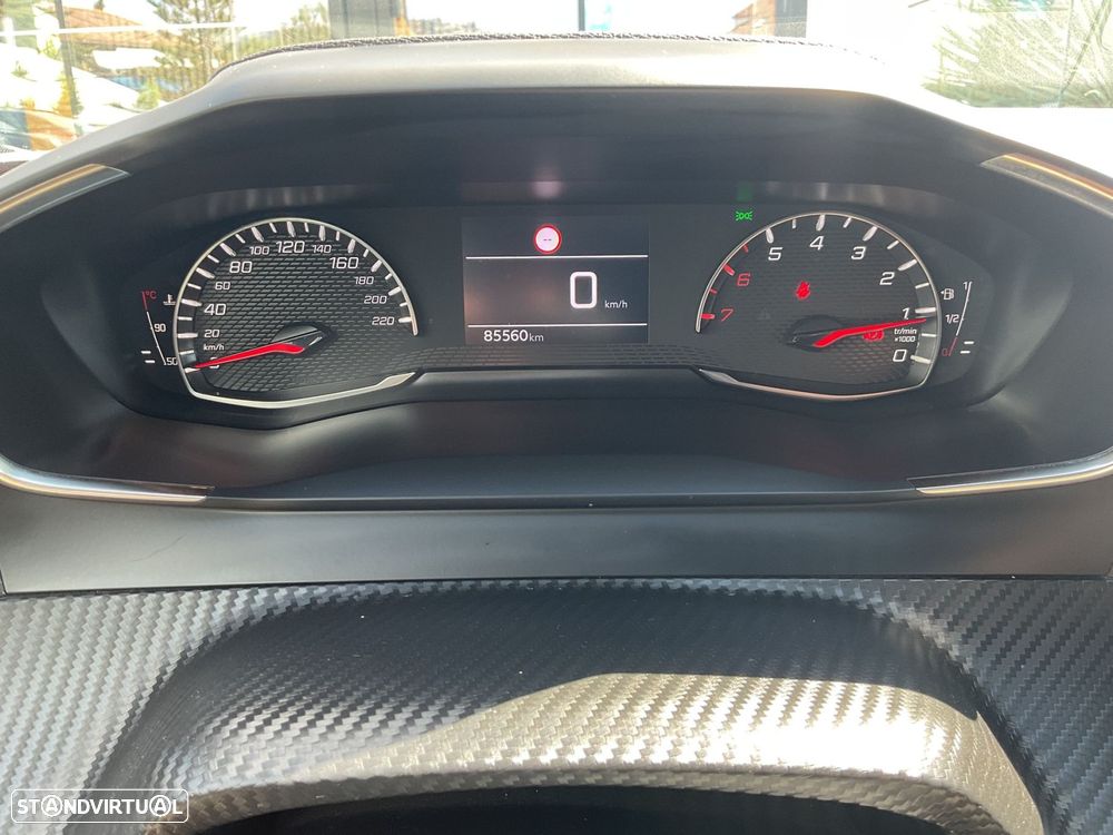 Peugeot 2008 1.2 PureTech Active - 21