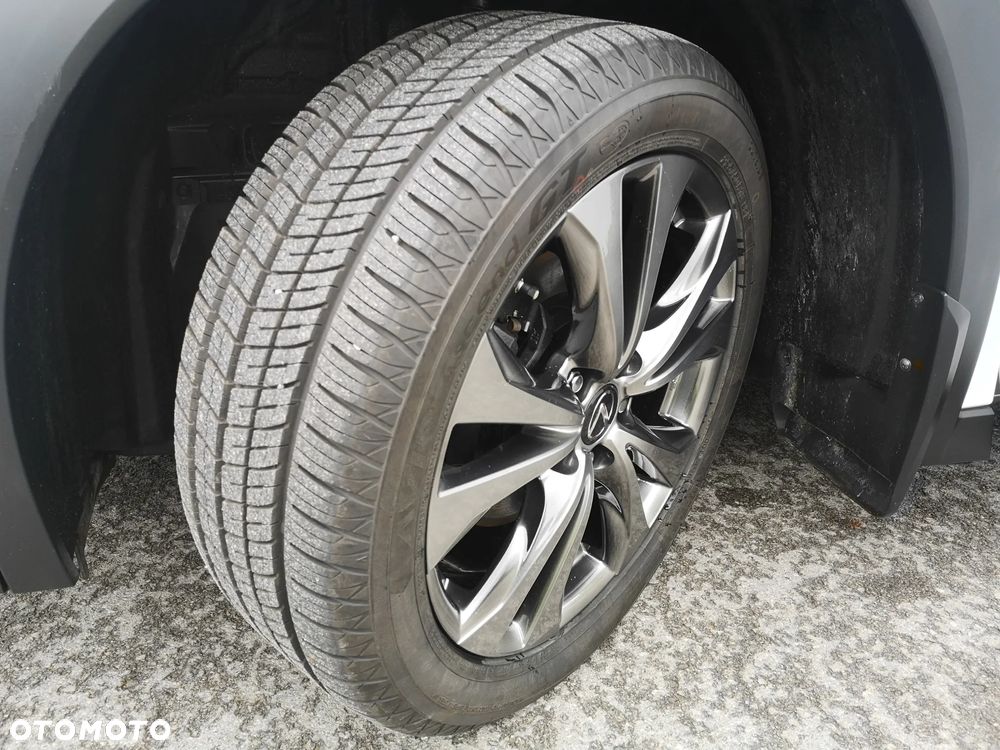 Lexus UX - 26