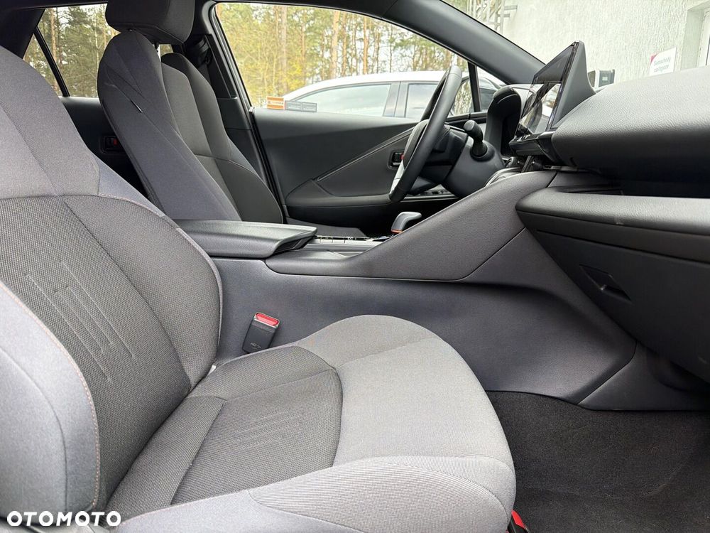 Toyota C-HR - 15