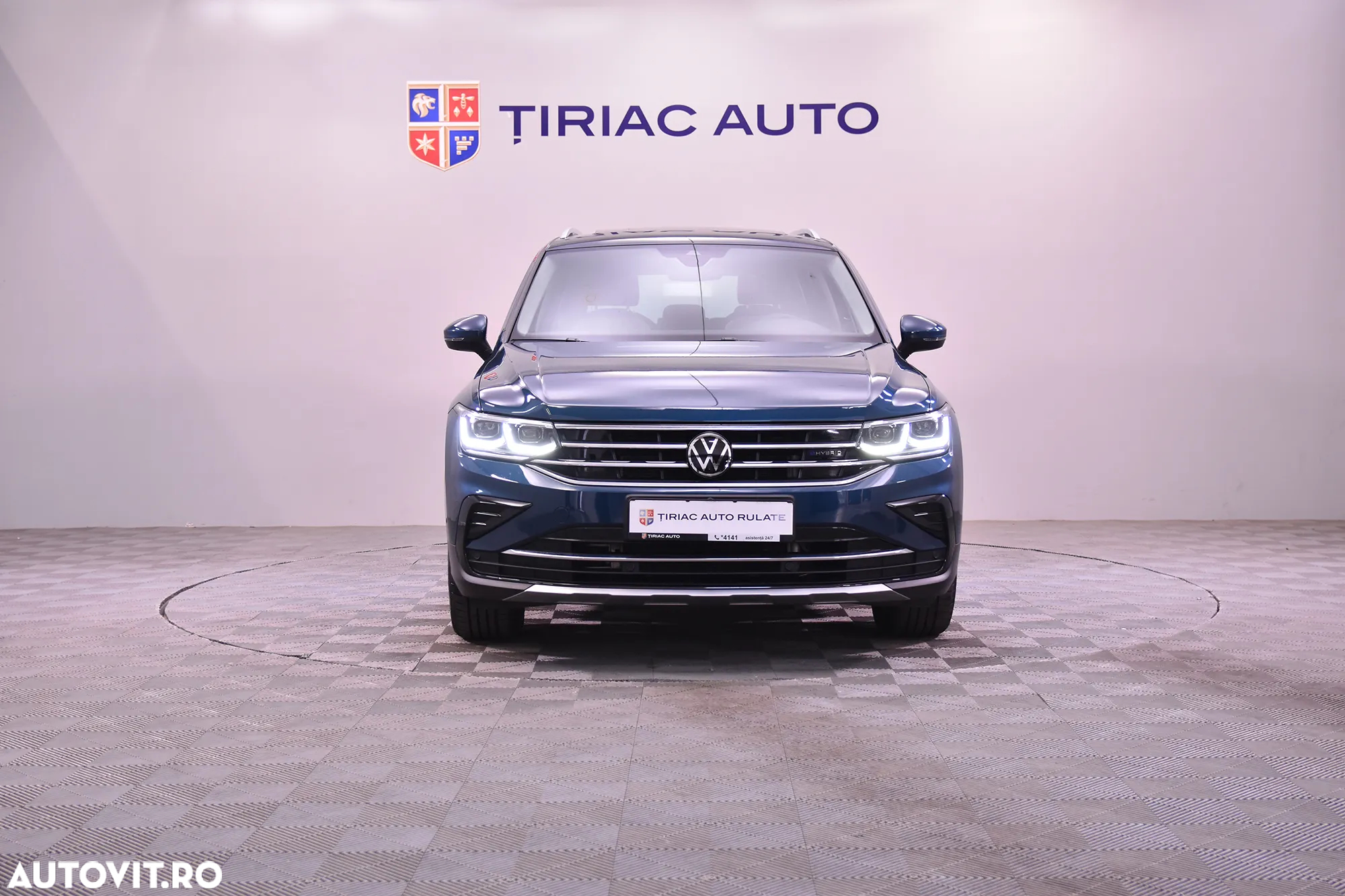 Volkswagen Tiguan - 8