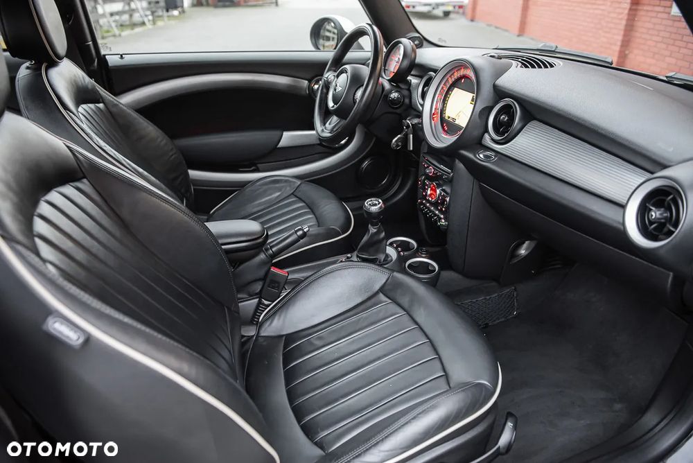 MINI Cooper S Standard - 24