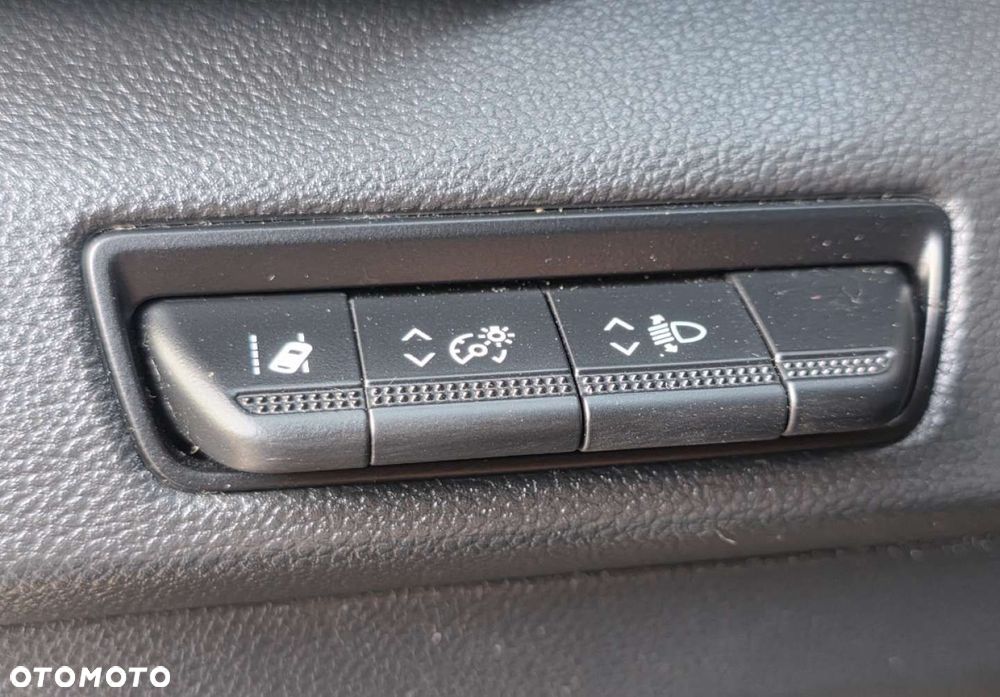Renault Trafic - 12