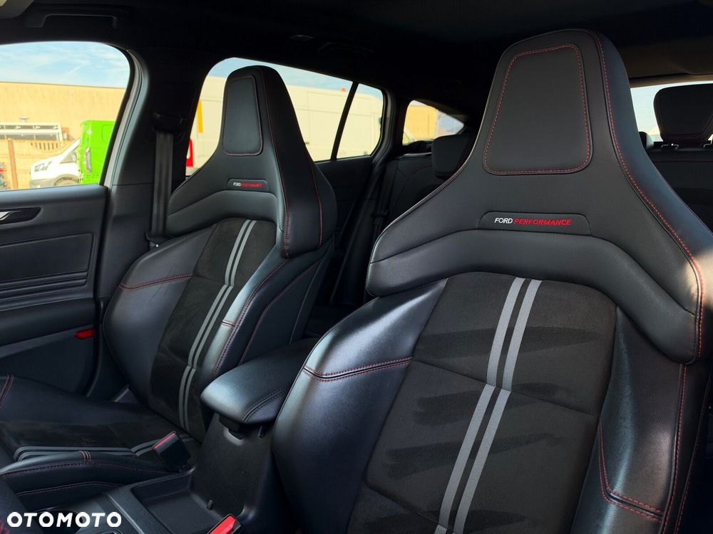 Ford Focus 2.3 EcoBoost ST X - 18