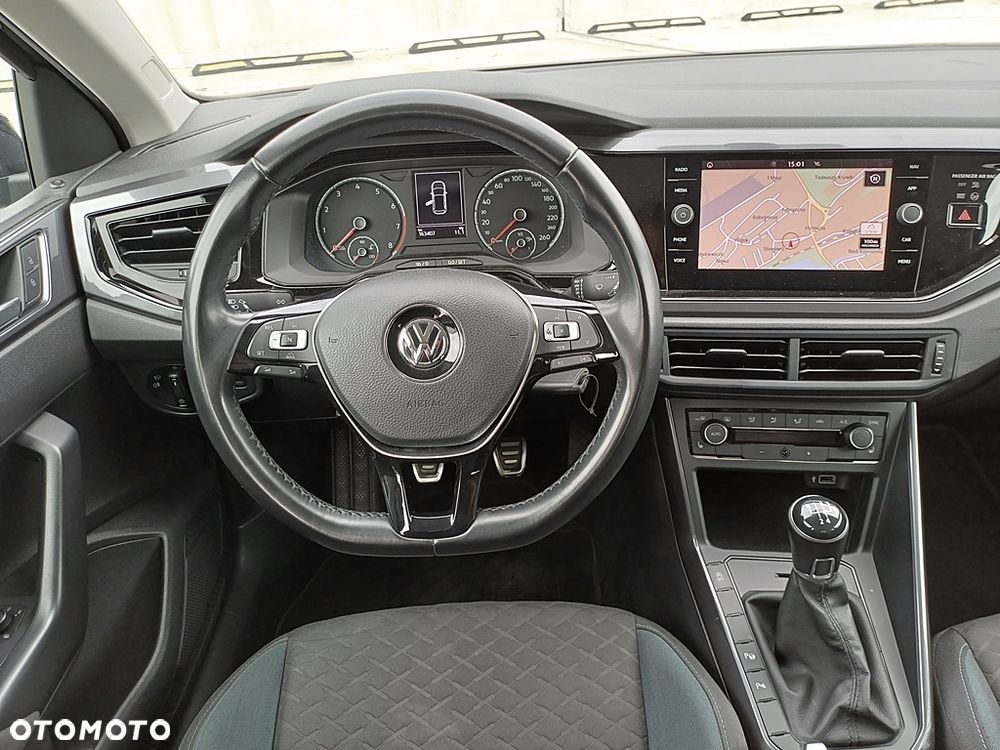 Volkswagen Polo 1.0 IQ.DRIVE - 23