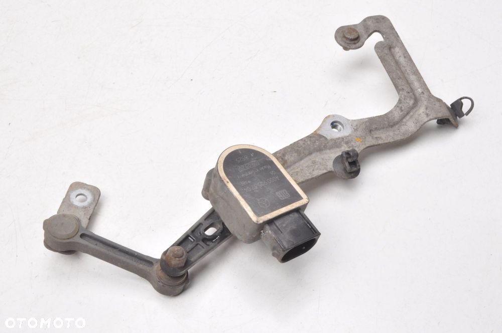 MERCEDES X253 W205 W213 CZUJNIK POZIOMOWANIA XENONÓW A0009053704 - 1