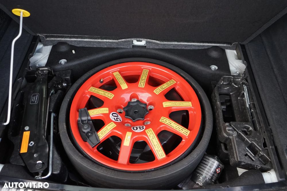 Porsche Cayenne - 31