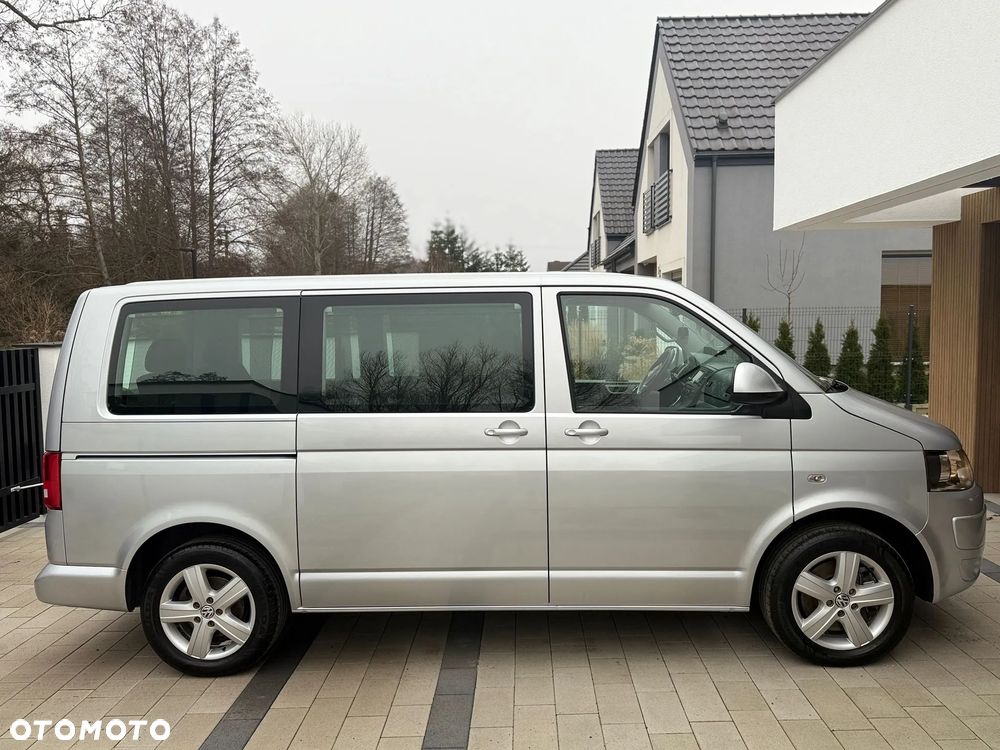 Volkswagen Multivan - 7